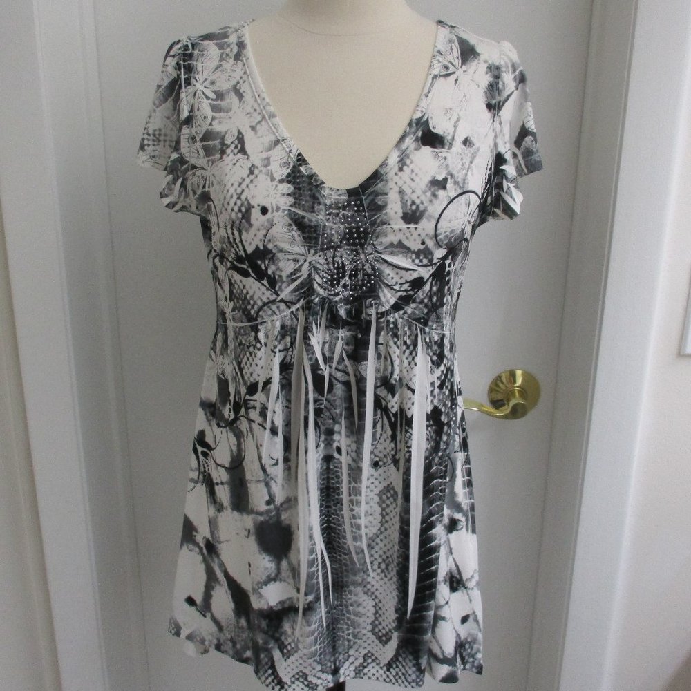 Unity World Wear Tunic Top - Small